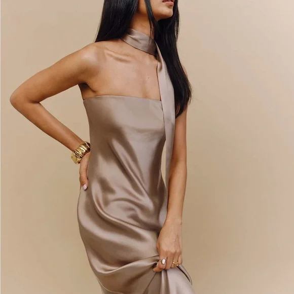 Reformation Oren Silk Dress Macadamia Size. XS New w/Tags - Picture 1 of 8